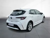 Gebraucht Toyota Corolla Comfort 98 PS (72 kW) 2021 Weiß Limousine