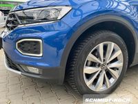 gebraucht VW T-Roc 2.0 TDI Style NAVI RFK GJR ACC BEATS