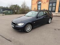 Gebraucht BMW 320 163 PS (119 kW) 2006 Blau Kombi