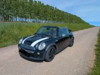 Usata Mini Cooper S Cabriolet 170 CV (125 kW) 2006 Nero Cabrio