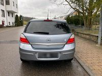 Gebraucht Opel Astra 90 PS (66 kW) 2006 Silber Limousine