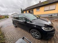 Gebraucht VW Touran Comfortline 150 PS (110 kW) 2017 Schwarz Van / Kleinbus
