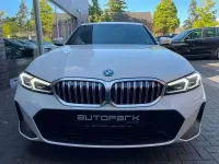 Gebraucht BMW 320e M Sport 204 PS (150 kW) 2023 Weiss Limousine