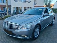 Gebraucht Mercedes E250 204 PS (150 kW) 2009 Grau Limousine