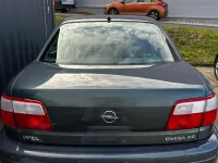 Gebraucht Opel Omega Design Edition 144 PS (105 kW) 2002 Grün Limousine