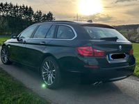 Gebraucht BMW 520 184 PS (135 kW) 2013 Schwarz Kombi