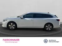 Gebraucht VW Passat IQ Drive 150 PS (110 kW) 2025 Weiss Kombi