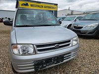 Gebraucht Daihatsu Cuore 56 PS (41 kW) 2000 Silber Kleinwagen