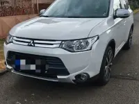 Gebraucht Mitsubishi Outlander Classic Collection Plus 150 PS (110 kW) 2015 Weiß SUV