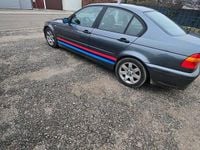 Gebraucht BMW 318 143 PS (105 kW) 2002 Grau Limousine