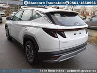 Neu Hyundai Tucson Select 150 PS (110 kW) 2025 Atlas white SUV