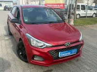 Gebraucht Hyundai i20 Advantage 101 PS (74 kW) 2020 Rot Kleinwagen