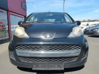 Gebraucht Peugeot 107 Style 68 PS (50 kW) 2011 Schwarz Kleinwagen