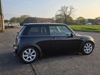 Second-hand Mini Cooper 120 CP (88 kW) 2003 Negru Hatchback