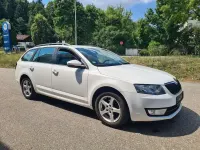 Gebraucht Skoda Octavia Ambition 105 PS (77 kW) 2013 Candyweiss Kombi