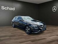 Gebraucht Mercedes C300e 313 PS (230 kW) 2024 Unilack schwarz uni Kombi
