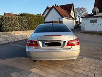 Gebraucht Mercedes E250 204 PS (150 kW) 2011 Silber Coupé