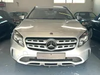 Gebraucht Mercedes GLA180 122 PS (89 kW) 2019 Silber SUV