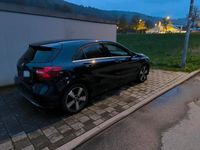 Gebraucht Mercedes A200 136 PS (100 kW) 2018 Blau Limousine