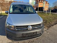 Gebraucht VW Caddy Trendline 102 PS (75 kW) 2018 Silber Van / Kleinbus