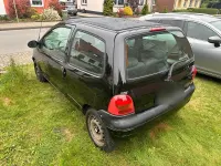 Używany Renault Twingo 58 KM (42 kW) 2002 Czarny Hatchback