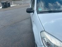 Gebraucht Dacia Sandero 75 PS (55 kW) 2009 Weiß Kleinwagen