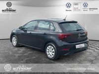 Gebraucht VW Polo Life 95 PS (69 kW) 2022 Deep black perleffekt Kleinwagen