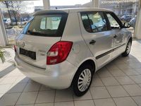 Używany Skoda Fabia Special 86 KM (63 kW) 2011 Srebrny Coupe
