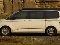 Neu VW T7 California 150 PS (110 kW) 2026 Candyweiß / dach: schwarz Van