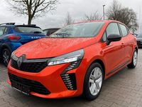 Gebraucht Renault Clio V Evolution 91 PS (66 kW) 2025 Orange Limousine