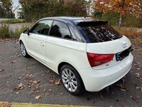 Gebraucht Audi A1 Ambition 122 PS (89 kW) 2011 Weiß Kleinwagen