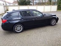 gebraucht BMW 318 d xDrive Touring -Navi,AHK,Pano,Tempo,BiXenon