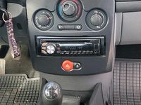 Gebraucht Renault Clio II 85 PS (62 kW) 2006 Blau Kleinwagen