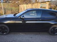 Gebraucht BMW 114 102 PS (75 kW) 2013 Schwarz Kleinwagen