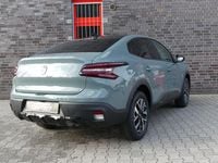 Neu Citroën C4 X 131 PS (96 kW) 2026 Grün SUV