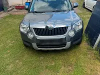 Gebraucht Skoda Yeti 105 PS (77 kW) 2011 Grau SUV