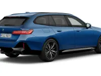 Gebraucht BMW 550e Comfort Edition 489 PS (359 kW) 2026 Blau Kombi