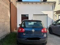 Gebraucht VW Golf V 102 PS (75 kW) 2004 Blau Kleinwagen