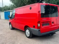 Gebraucht Ford Transit 85 PS (62 kW) 2010 Rot Van / Kleinbus