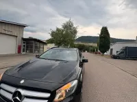 Gebraucht Mercedes GLA220 177 PS (130 kW) 2016 Schwarz SUV