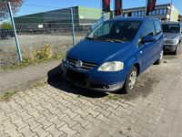 Second-hand VW Fox 70 CP (51 kW) 2007 Albastru Hatchback