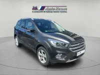 Gebraucht Ford Kuga Titanium 150 PS (110 kW) 2018 Grau SUV