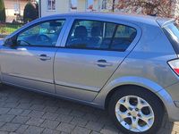 Second-hand Opel Astra 105 CP (77 kW) 2006 Argintiu Berlinǎ
