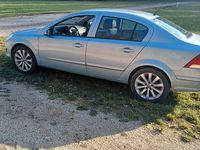Gebraucht Opel Astra Edition 116 PS (85 kW) 2010 Blau Limousine