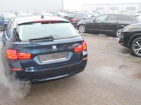 Gebraucht BMW 523 204 PS (150 kW) 2011 Blau Kombi