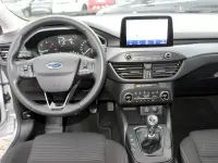 Używany Ford Focus Titanium 120 KM (88 kW) 2022 Srebrny Kombi