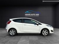 Gebraucht Ford Fiesta Trend 101 PS (74 kW) 2015 Weiß Kleinwagen