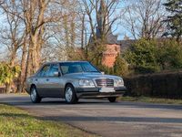Gebraucht Mercedes E220 AMG 150 PS (110 kW) 1992 Silber Limousine