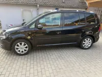 Gebraucht VW Touran Cup 105 PS (77 kW) 2014 Schwarz Van / Kleinbus