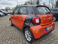 Używany Smart ForFour Basis 71 KM (52 kW) 2016 Czarny Hatchback